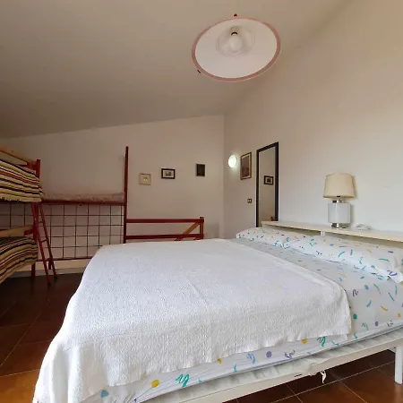 Apartment R13 Bilocale A 200 Mt Dal Mare