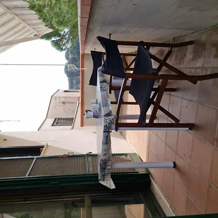 R13 Bilocale A 200 Mt Dal Mare